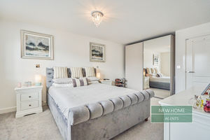 Photo 30- click for photo gallery